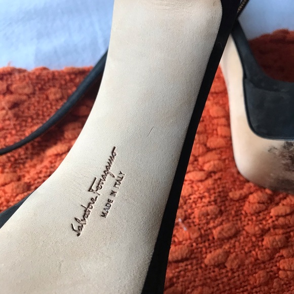 Ferragamo Suede Platform sandals size 9.5 - Picture 8 of 14